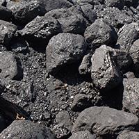 A pile of coal (Source: Flickr, oatsy40)